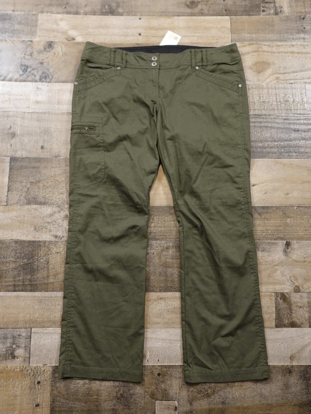 ExOfficio Women’s Size 14 Olive Green Cargo Hiking Pants 29” Inseam